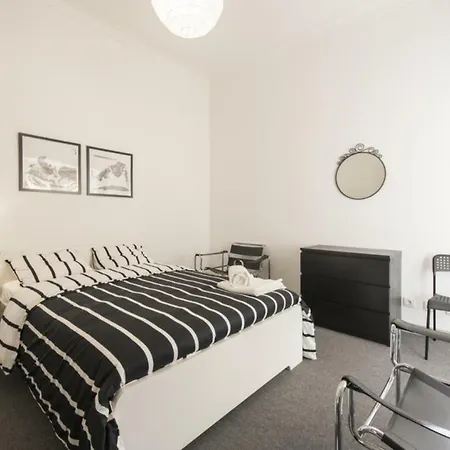 Гостевой дом Saldanha Prestige